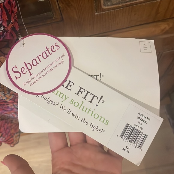 Bathing suite top size 12 - Picture 3 of 4